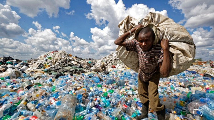 Plastic manufacturing banned worldwide companies single should making use products change