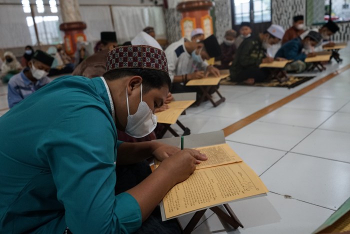 Pengertian ushul fiqih menurut bahasa dan istilah dalam islam