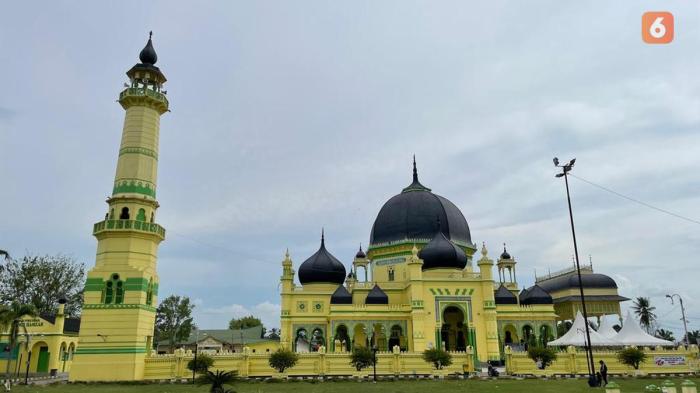 Sejarah masjid azizi