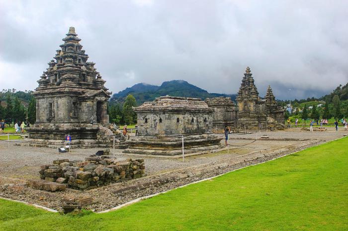 Sejarah candi dieng