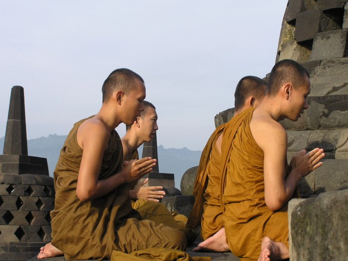 Sejarah hindu budha di indonesia