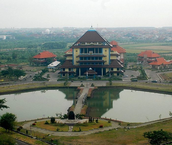 Fakultas sains dan teknologi universitas airlangga