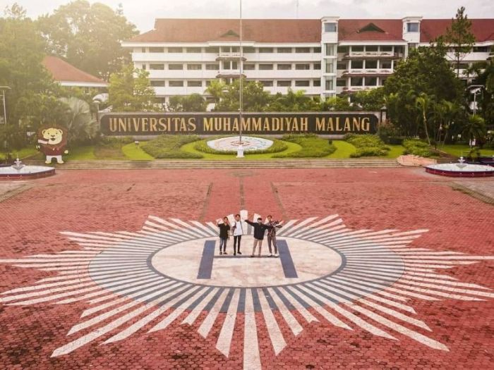 Universitas di kalimalang