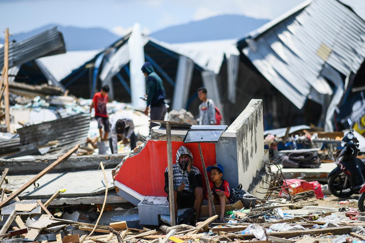 Indonesia aftermath tsunami tsunamis