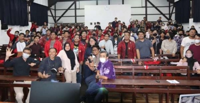 Fakultas teknik pertambangan dan perminyakan itb