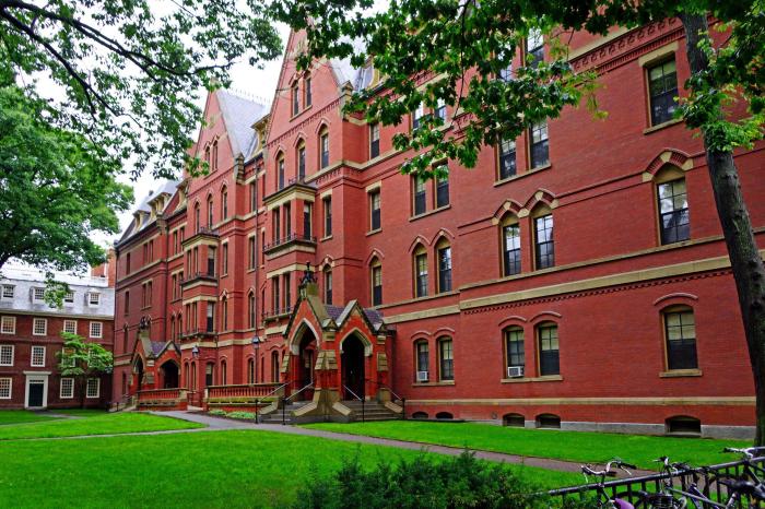 Gambar universitas harvard