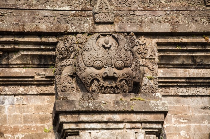 Javanese candi singosari wringin lawang jolotundo thespicerouteend