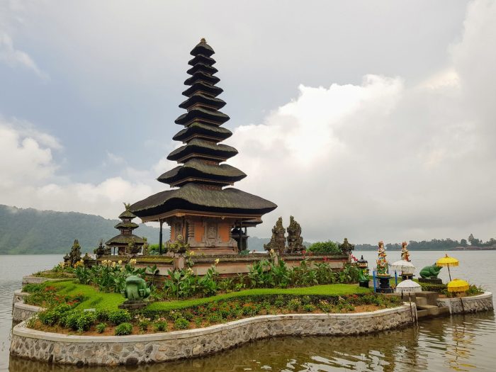 Sejarah pura ulun danu beratan