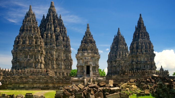 Java central indonesia tourism borobudur dieng temple map brebes jawa slide karimunjawa