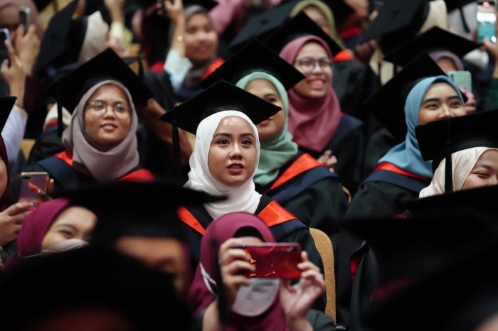 Fakultas farmasi universitas indonesia