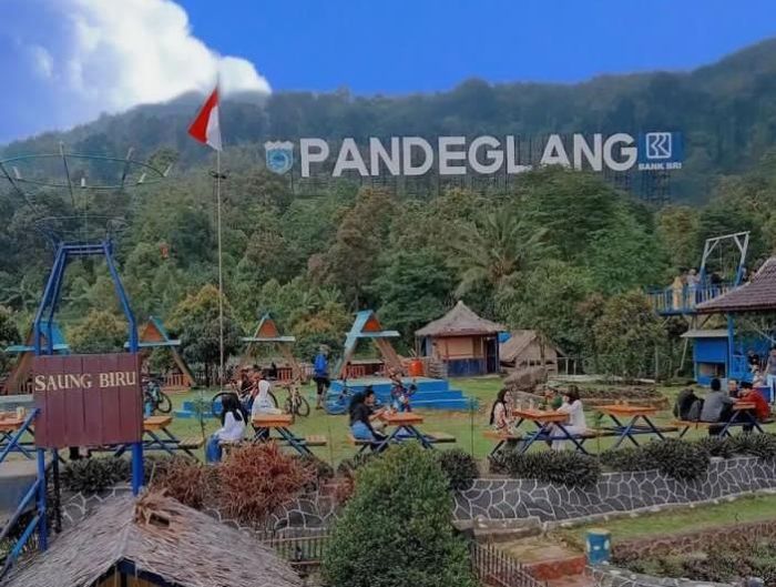 Universitas di pandeglang