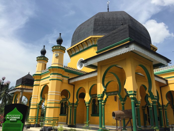 Sejarah masjid raya medan