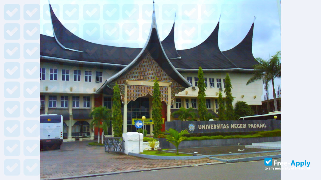 Universitas negeri padang akreditasi