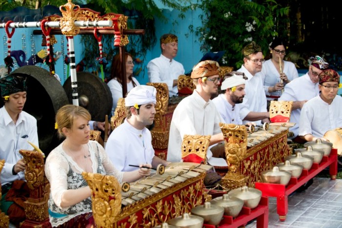 Gamelan jawa tengah musik alat