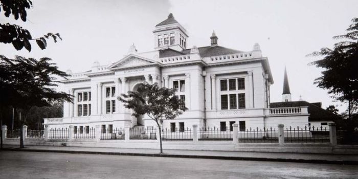 Sejarah perkembangan uang di indonesia