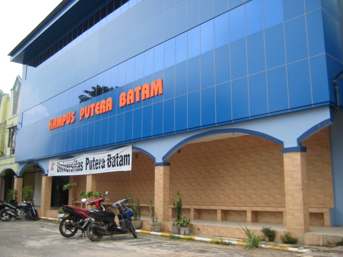 Biaya pendaftaran universitas putera batam