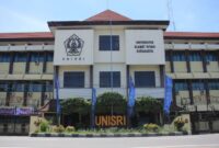 Universitas di solo negeri