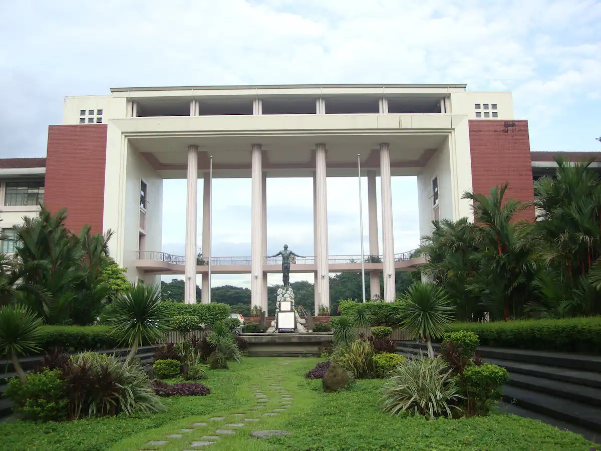 Universitas filipina