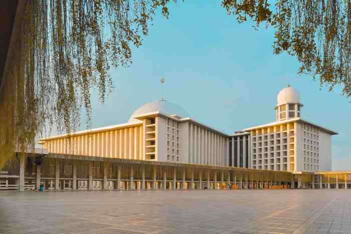 Mosque istiqlal