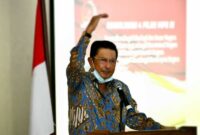 Pengertian pancasila secara formal dan material dalam ideologi indonesia