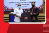 Fakultas hukum trisakti kelas karyawan