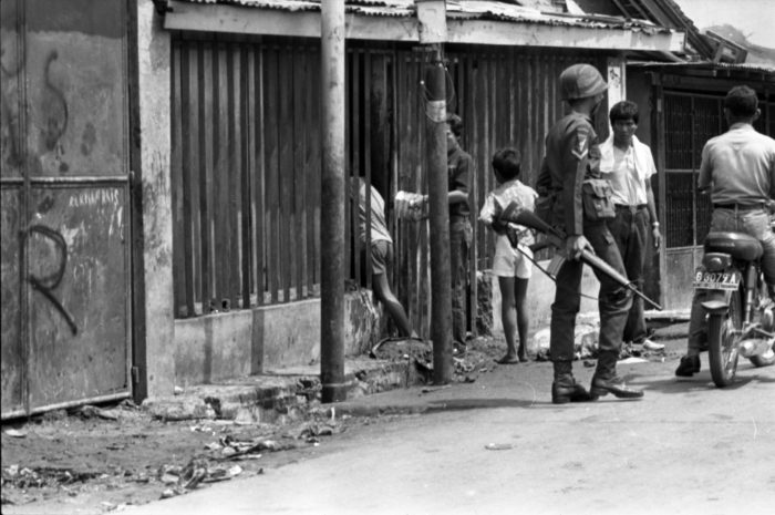 Tanjung priok stasiun zaman sampai bunker