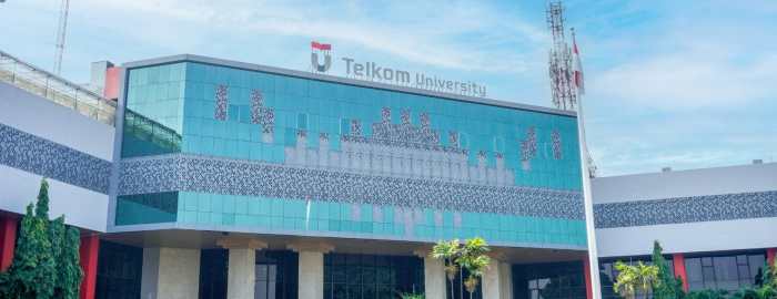 Telkom kampus peringkat naik terbaik