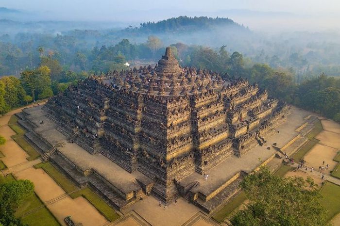 Borobudur temple urdu history wonders wallpapers wonderful world hd