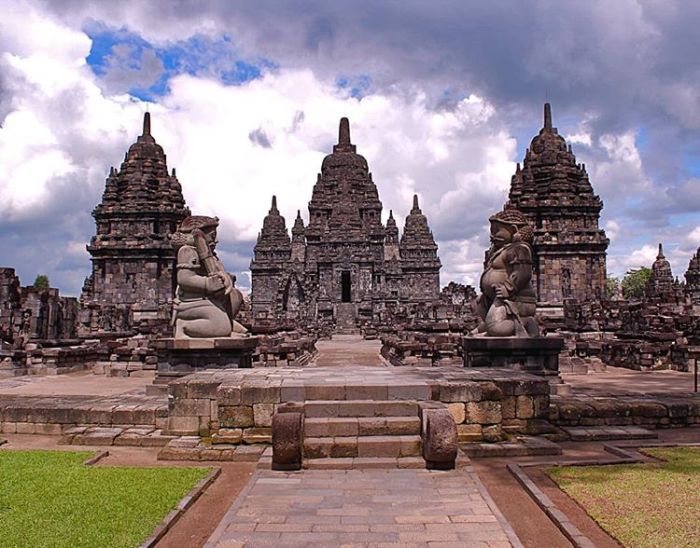 Sejarah candi sewu lengkap