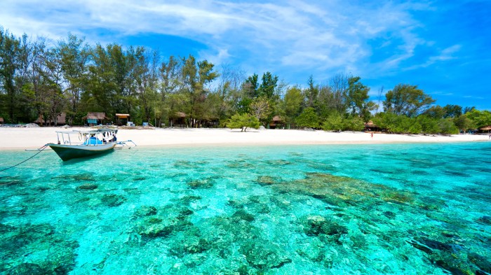 Lombok utara liburan berwarna travelingyuk