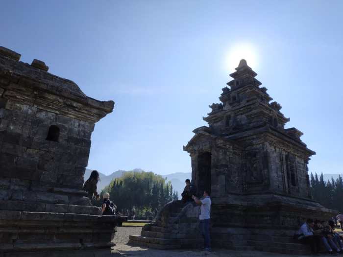 Sejarah candi arjuna dieng