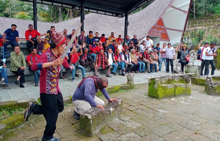 Sejarah orang batak makan orang