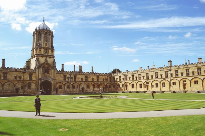 Oxford university tour walking college do visit website