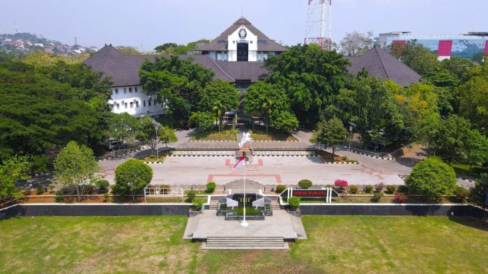 Universitas diponegoro fakultas