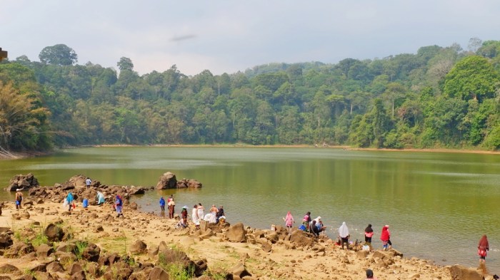 Sejarah situ sangiang