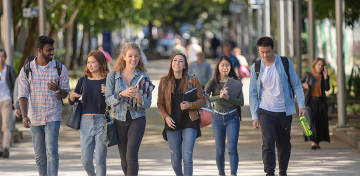 Universitas australia yang banyak orang indonesia