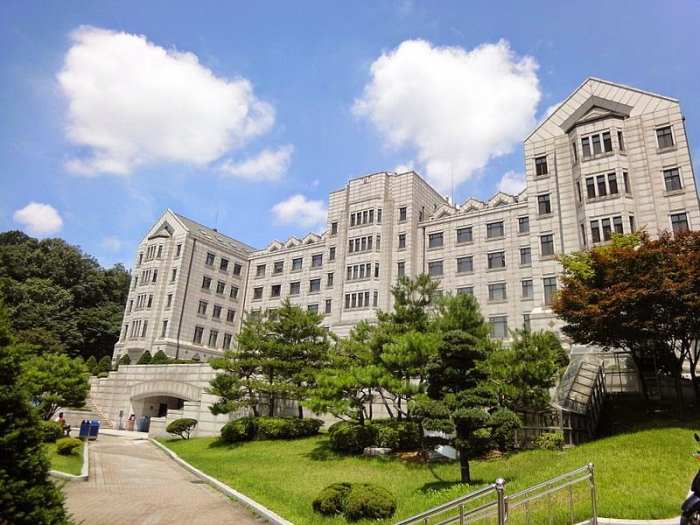 Universitas terbaik korea