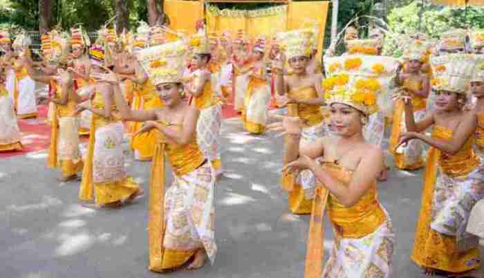 Sejarah tari rejang dewa