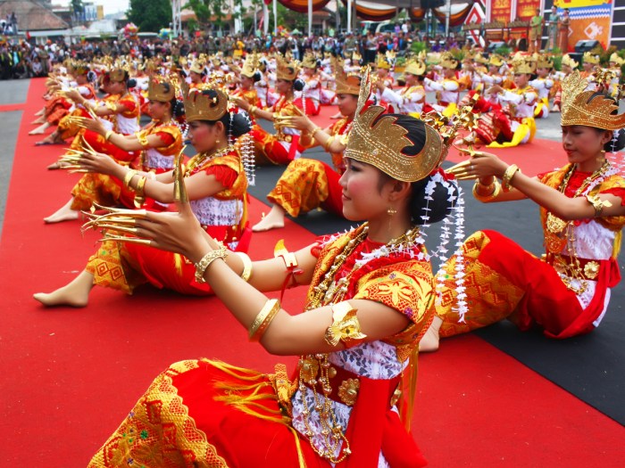 Sejarah tari sigeh pengunten