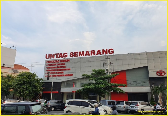 Universitas 17 agustus semarang