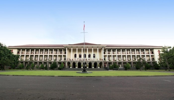 Ugm universitas mada gadjah yogyakarta jogja jurusan asrama kampus gajah daftar urutan penginapan lokasi residence negeri versi kamu 4icu peringkat