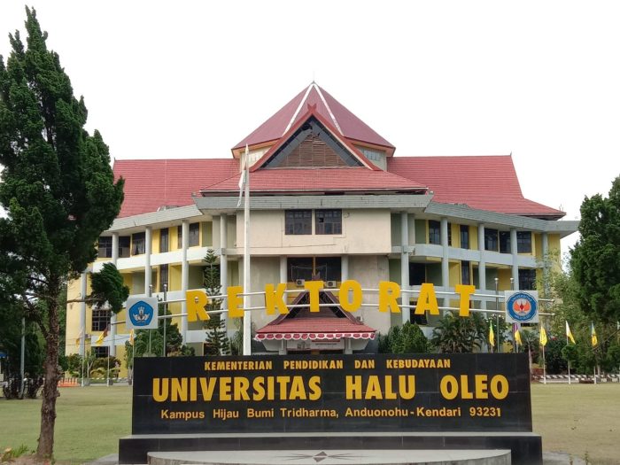 Universitas halu oleo akreditasi