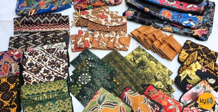 Batik solo tradition alive keeping indonesia indonesian produced