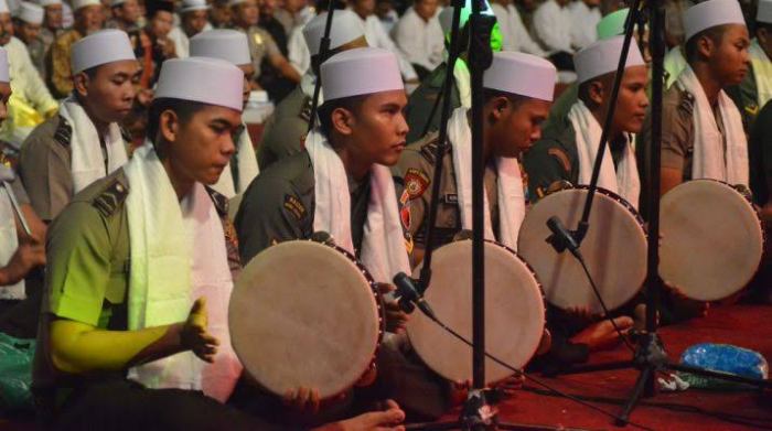 Hadrah rebana terbangan kesenian seni 1001indonesia timesindonesia papan