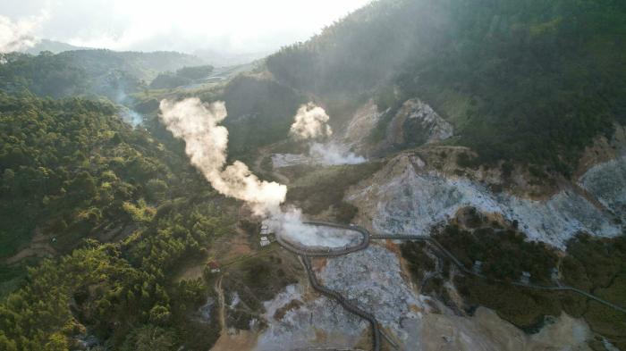 Sejarah kawah sikidang dieng wonosobo