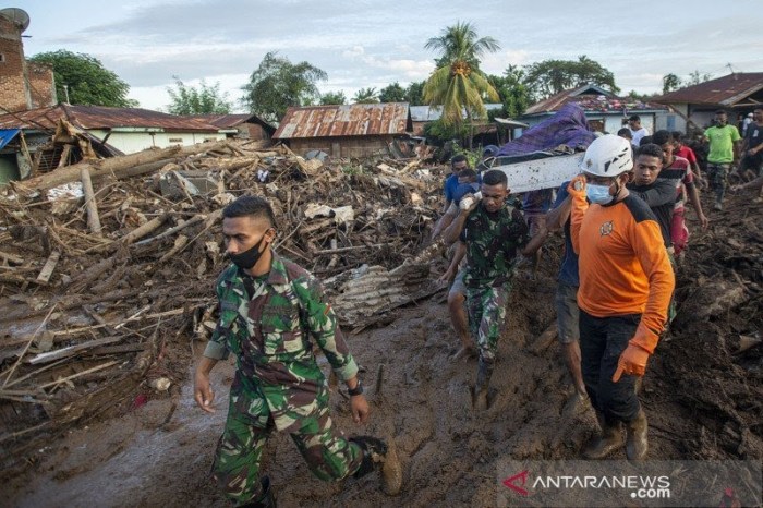 Berita bencana alam di indonesia dalam bahasa inggris