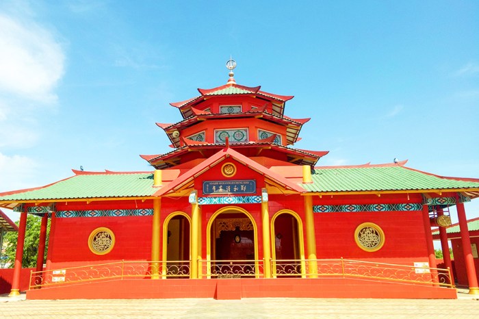 Cheng hoo muhammad mosque surabaya indonesia