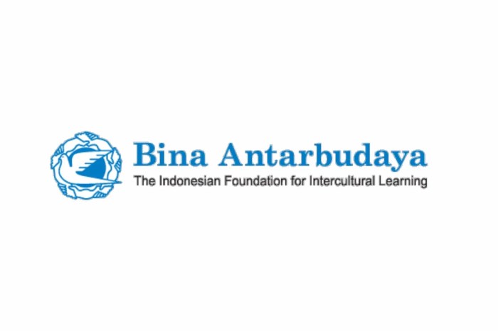 Beasiswa pertukaran pelajar smasederajat bina antarbudaya