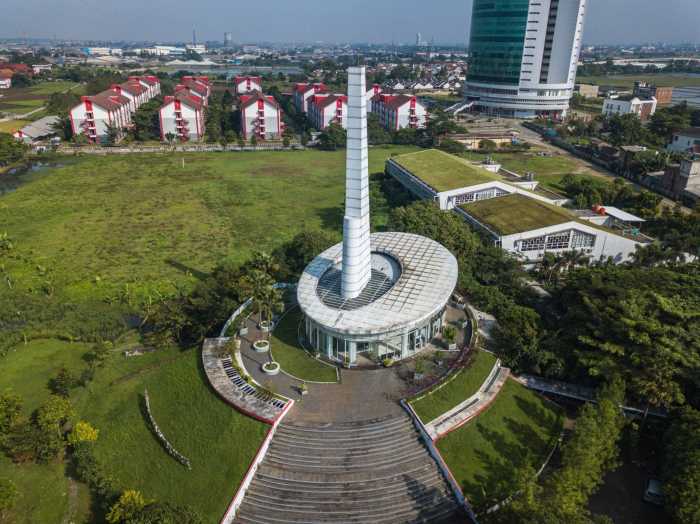 Universitas farmasi di bandung