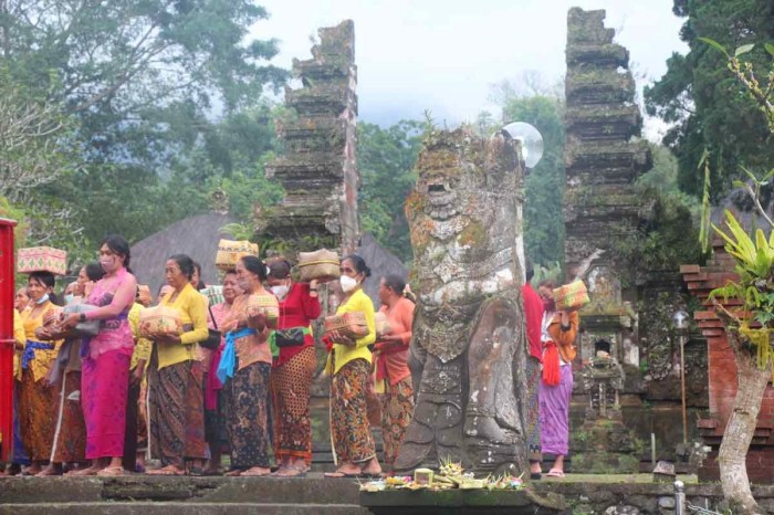 Batukaru pura luhur bali